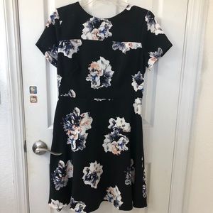 Vince Camuto Floral Dress